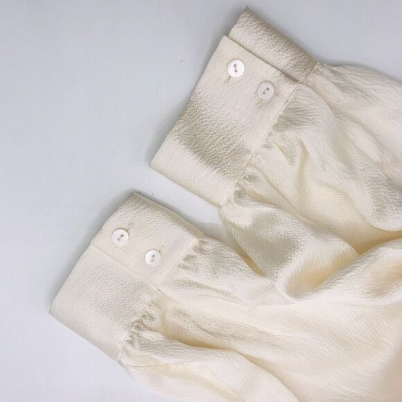 Eileen Fisher Silk Long Sleeve V Neck Blouse Classic Ivory Preppy Women's Size M - Picture 10 of 12